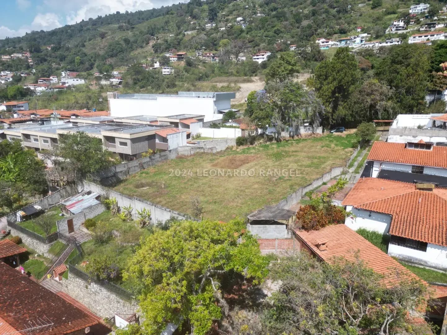 Terreno en Venta en Los Pinos, Mérida | Proyecto para 5 Casas